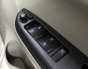 Хетчбэк Toyota Passo 2016 года, 899000 рублей, Ачинск