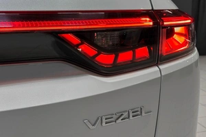 Внедорожник Honda Vezel 2023 года, 2657000 рублей, Красноярск