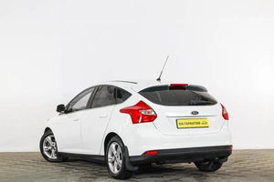 Хетчбэк Ford Focus 2012 года, 899000 рублей, Тюмень