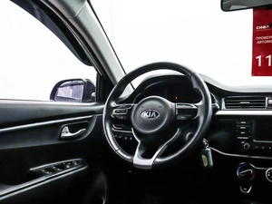 Седан Kia Rio 2019 года, 1399000 рублей, Красноярск