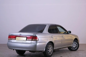 Седан Nissan Sunny 2004 года, 299000 рублей, Омск