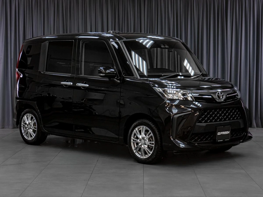 Минивэн Toyota Roomy 2021 года, 1249000 рублей, Тюмень