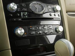 Внедорожник Infiniti QX70 2014 года, 2499000 рублей, Тюмень