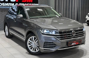 Внедорожник Volkswagen Touareg 2019 года, 4000000 рублей, Красноярск