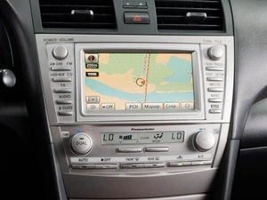 Седан Toyota Camry 2010 года, 1390000 рублей, Тюмень