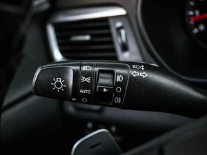 Седан Kia Optima 2019 года, 1939000 рублей, Кирилловка