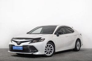 Седан Toyota Camry 2020 года, 2499000 рублей, Томск
