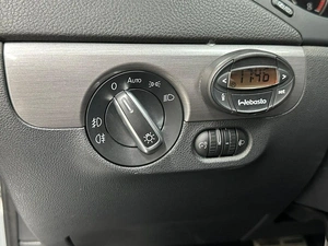 Седан Volkswagen Jetta 2013 года, 985000 рублей, Красноярск