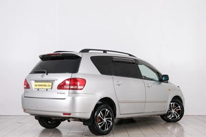Минивэн Toyota Ipsum 2001 года, 829000 рублей, Красноярск