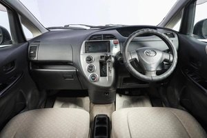 Хетчбэк Toyota Ractis 2005 года, 499000 рублей, Новосибирск