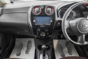 Хетчбэк Nissan Note 2015 года, 969000 рублей, Барнаул