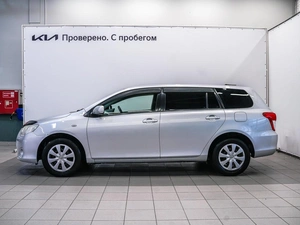 Универсал Toyota Corolla Fielder 2010 года, 899000 рублей, Красноярск