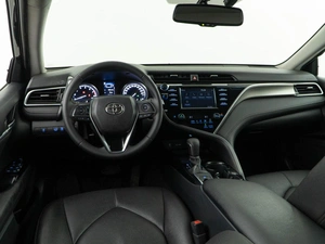 Седан Toyota Camry 2020 года, 2269050 рублей, Москва