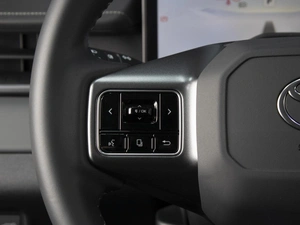 Внедорожник Toyota RAV4 2026 года, 4600000 рублей, Омск