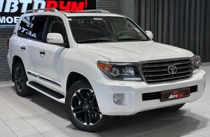 Внедорожник Toyota Land Cruiser 2014 года, 3967000 рублей, Красноярск