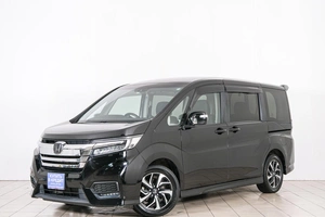 Минивэн Honda Stepwgn Spada 2019 года, 2499000 рублей, Красноярск