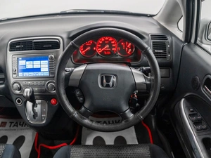 Минивэн Honda Stream 2006 года, 670000 рублей, Красноярск