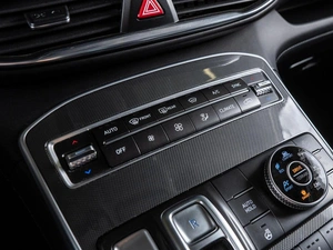 Внедорожник Hyundai Santa Fe 2022 года, 3620000 рублей, Волгоград