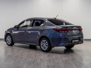 Седан Kia Rio 2022 года, 1349000 рублей, Саратов