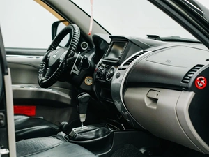 Внедорожник Mitsubishi Pajero Sport 2010 года, 1664000 рублей, Красноярск