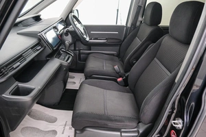 Минивэн Honda Stepwgn Spada 2015 года, 1559000 рублей, Красноярск