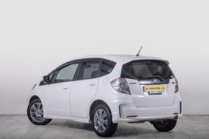 Хетчбэк Honda Fit 2011 года, 1139000 рублей, Томск