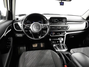 Внедорожник Kia Seltos 2020 года, 1749900 рублей, Казань