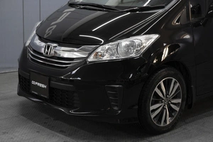 Минивэн Honda Freed 2015 года, 1280000 рублей, Омск