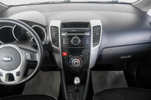 Минивэн Kia Venga 2012 года, 949000 рублей, Кемерово