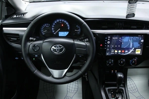 Седан Toyota Corolla 2014 года, 1478000 рублей, Солонцы