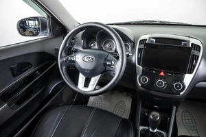 Хетчбэк Kia Ceed 2011 года, 779000 рублей, Пермь