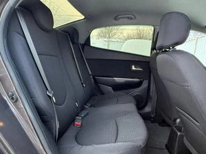 Седан Kia Rio 2016 года, 950000 рублей, Ижевск