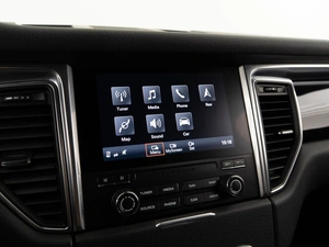 Внедорожник Porsche Macan S 2017 года, 4539999 рублей, Москва