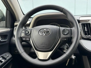 Внедорожник Toyota RAV4 2013 года, 1420000 рублей, Ижевск