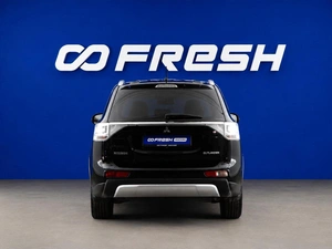 Внедорожник Mitsubishi Outlander 2014 года, 1499050 рублей, Москва