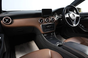 Хетчбэк Mercedes-benz A-класс 2013 года, 1669000 рублей, Новосибирск