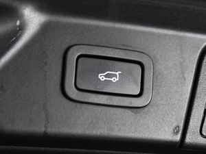 Внедорожник Land Rover Range Rover Velar 2017 года, 3339000 рублей, Воронеж