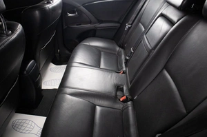 Седан Toyota Avensis 2011 года, 1439000 рублей, Оренбург
