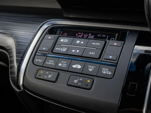 Минивэн Honda Stepwgn Spada 2016 года, 2155000 рублей, Краснодар