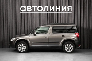 Внедорожник Skoda Yeti 2011 года, 890000 рублей, Красноярск