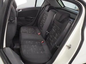 Хетчбэк Opel Corsa 2011 года, 599000 рублей, Воронеж