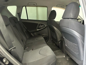 Внедорожник Toyota RAV4 2011 года, 1495000 рублей, Красноярск