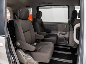 Минивэн Honda Stepwgn 2019 года, 1750000 рублей, Красноярск