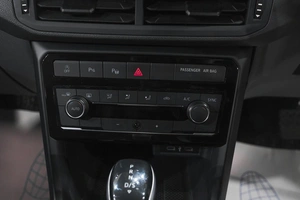 Внедорожник Volkswagen T-Cross 2020 года, 1599000 рублей, Новокузнецк