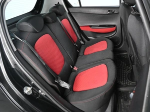 Хетчбэк Hyundai i20 2010 года, 950000 рублей, Аксай