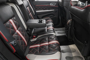 Внедорожник Jeep Grand Cherokee SRT 2012 года, 3049000 рублей, Барнаул