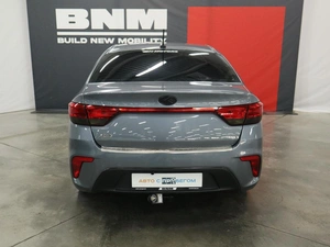 Седан Kia Rio 2019 года, 1530000 рублей, Курск