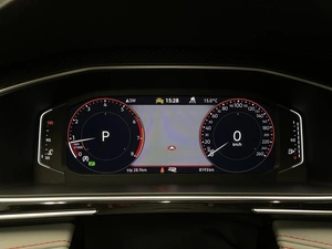 Внедорожник Volkswagen Tiguan 2022 года, 4500000 рублей, Красноярск