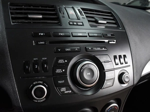 Седан Mazda 3 2013 года, 1197000 рублей, Воронеж