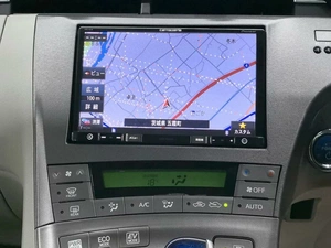 Лифтбек Toyota Prius 2015 года, 1290000 рублей, Барнаул